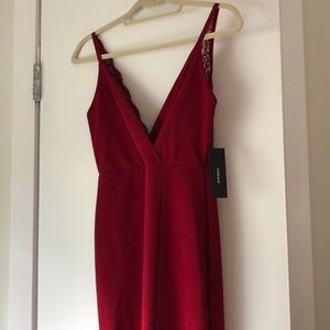 Maxi dress, great for formal event! (Burgundy/red Color)